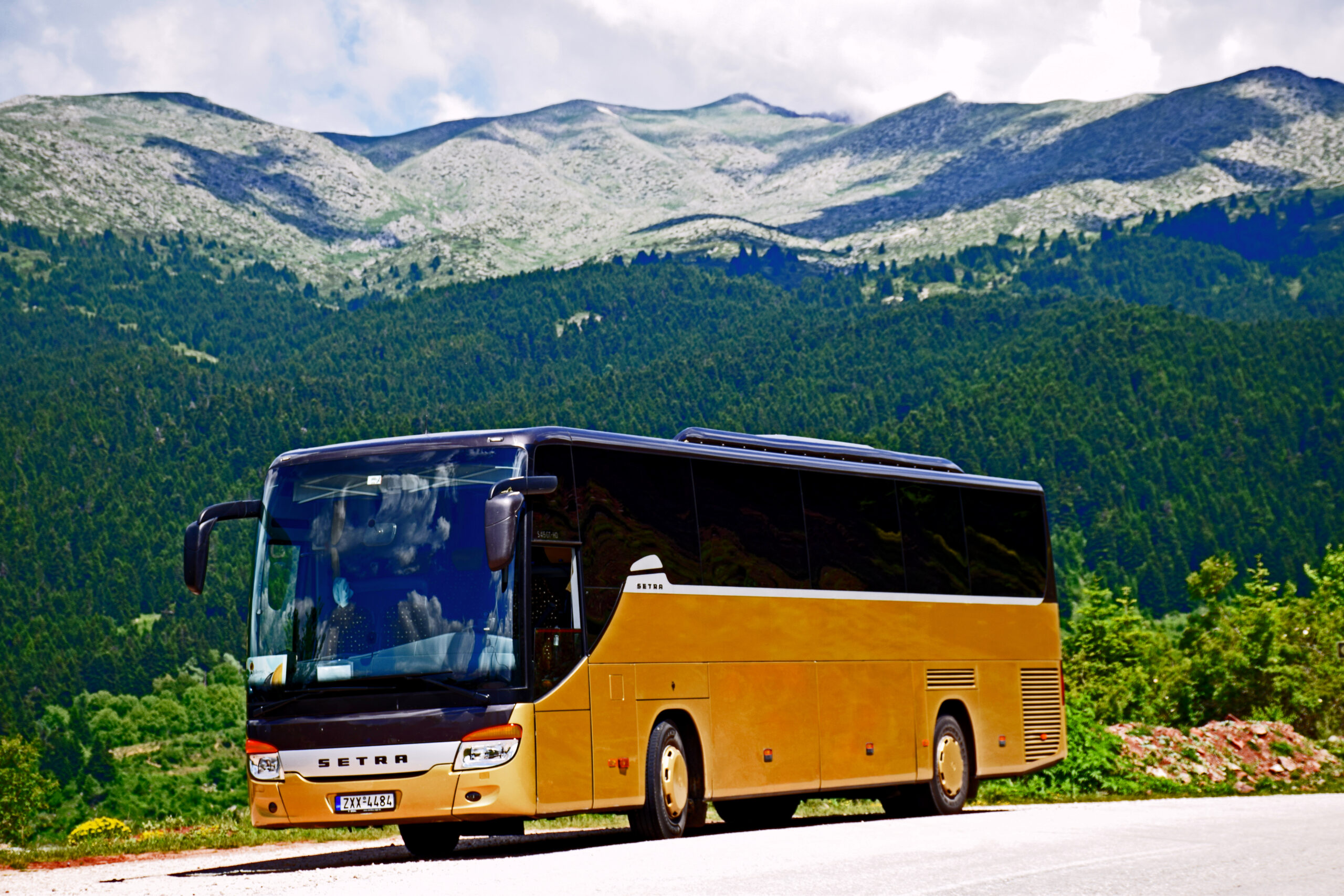 Οι αφανείς ήρωες των πεζοπόρων – οι οδηγοί των πούλμαν