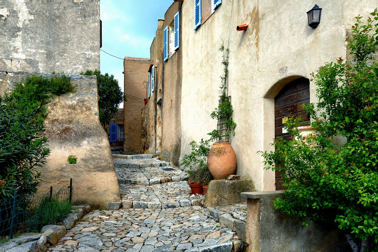Pigna il borgo risorto grazie alla musica | TraghettiPer