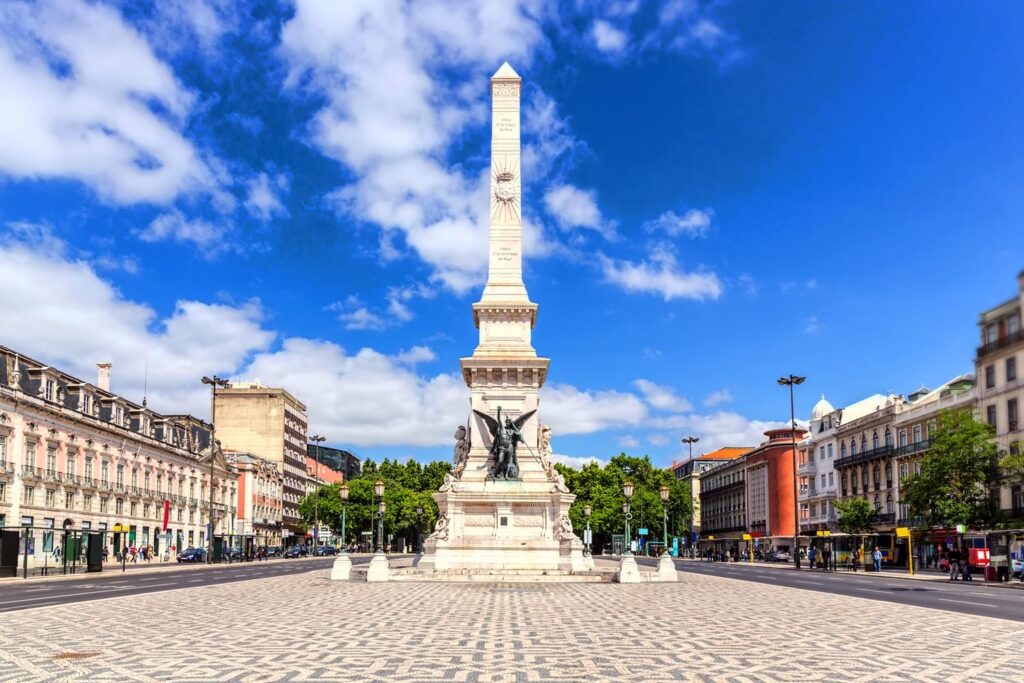 Praça dos Restauradores - Lisbon | Portugal Travel Guide
