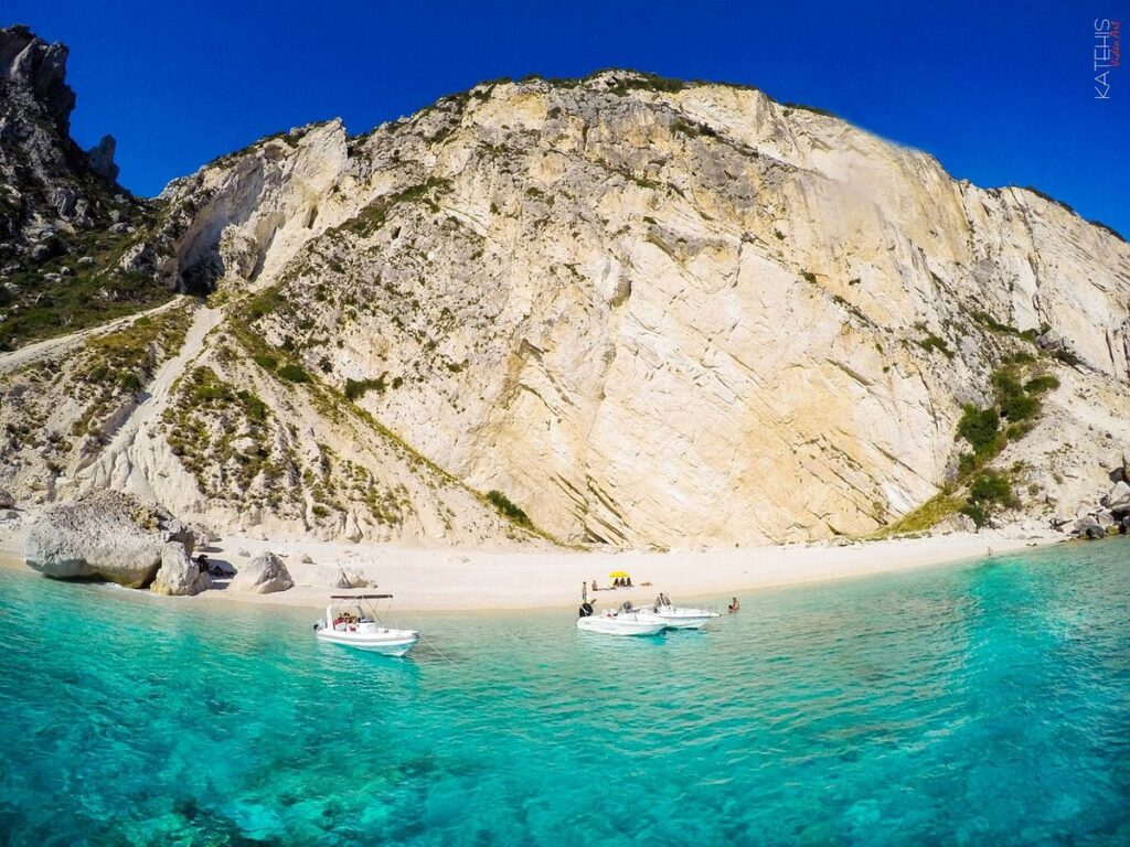 Άσπρη Άμμος (Οθωνοί, Ελλάδα) - Κριτικές - Tripadvisor